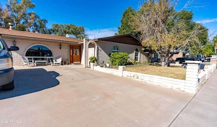7620 N 44th Drive Glendale, AZ 85301