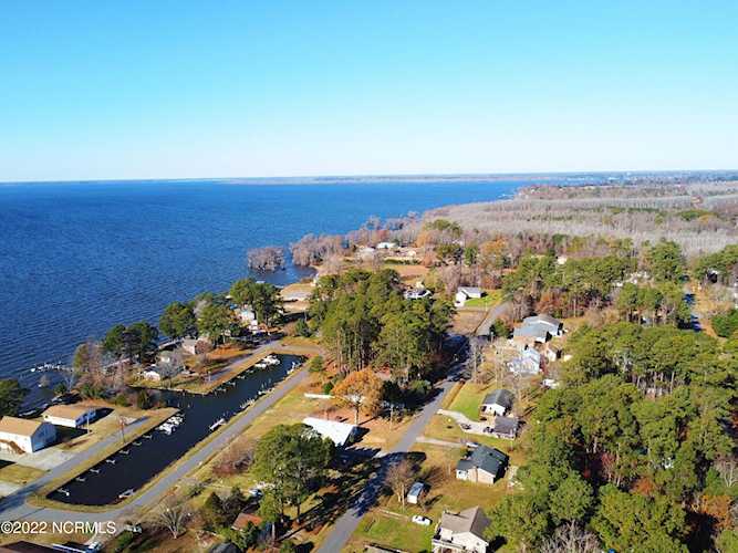 413 Seaview Drive Edenton, NC 27932