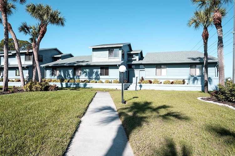 1837 Settlers Dr #B-5 Nokomis, FL 34275