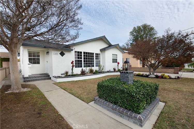 11457 178th St Artesia, CA 90701