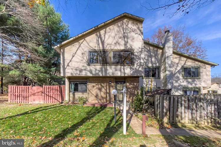 10627 Summer Oak Ct For Sale in Burke Photo 1