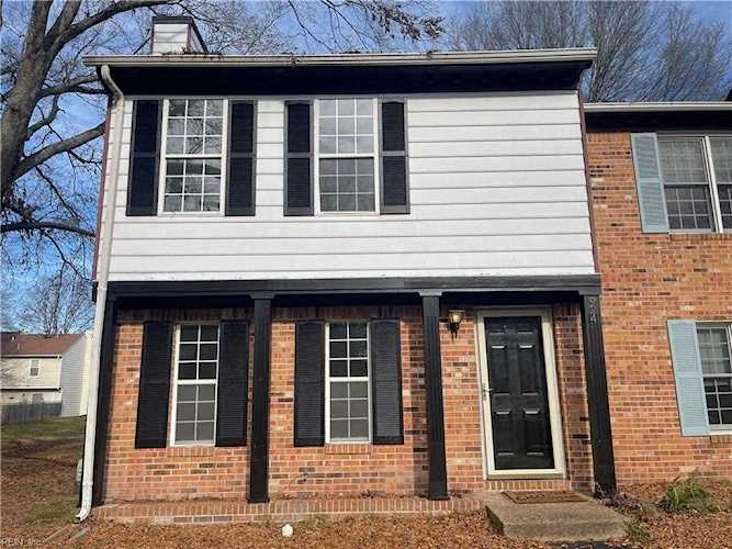 924 Spinnaker Ct Chesapeake, VA 23320 | MLS 10467767 Photo 1