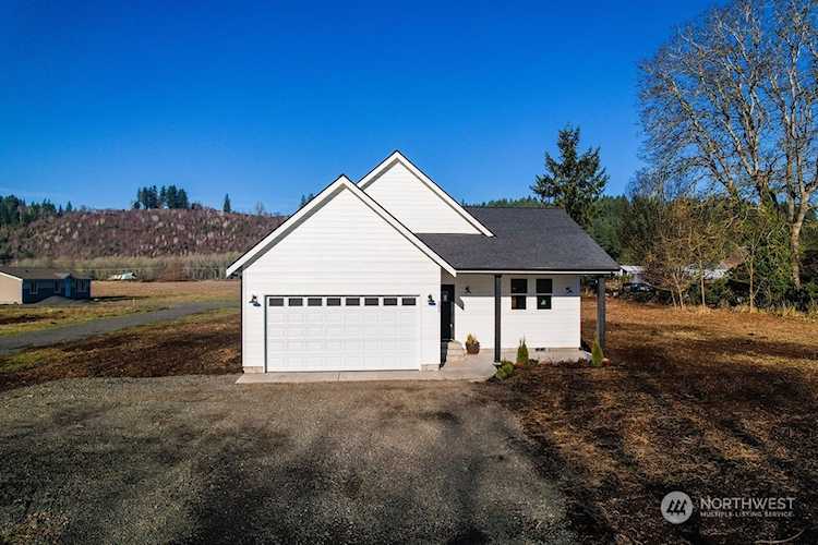 202 Mossyrock Rd W Mossyrock, WA 98564