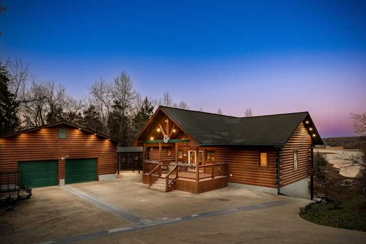 101 Charlies Cove Piney Flats, TN 37686 | MLS 9946635 Photo 1