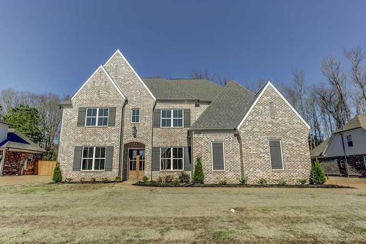 10490 Ashlyn Valley Dr Lakeland, TN 38002