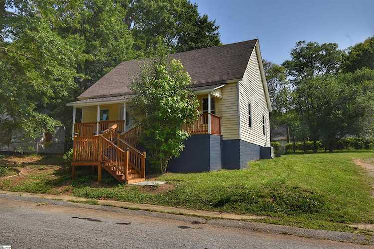 233 Beason St Woodruff, SC 29388