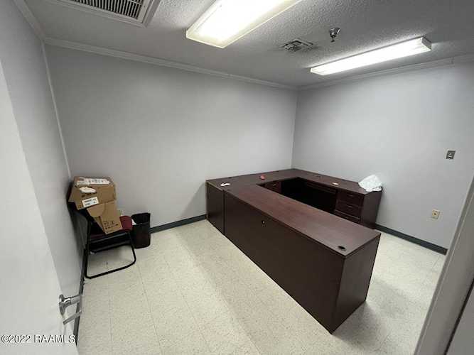 301 S Corinne Street New Iberia, LA 70560 MLS 22011294