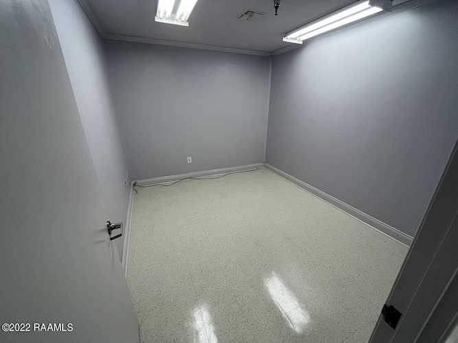 301 S Corinne Street New Iberia, LA 70560 MLS 22011294