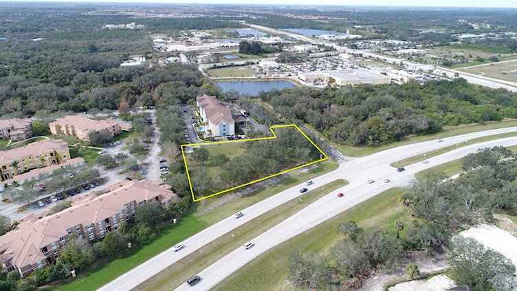 5115 Indian River Blvd Vero Beach, FL 32967