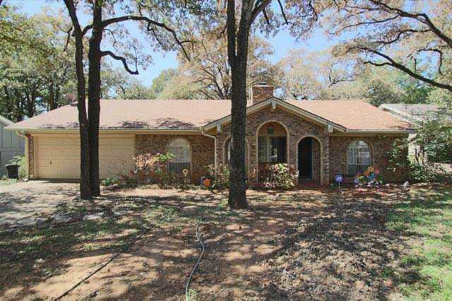 409 Hill Court Hurst, TX 76053