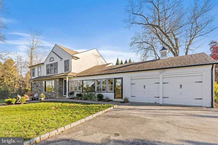 3015 Darby Rd Ardmore, PA 19003