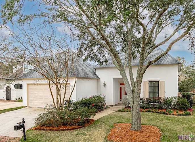 17958 Silver Creek Ct Baton Rouge, LA 70810