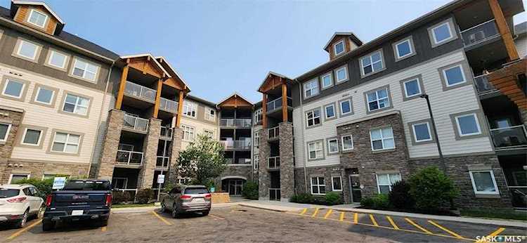 1220 Blackfoot Dr Regina, SK S4S 6T2