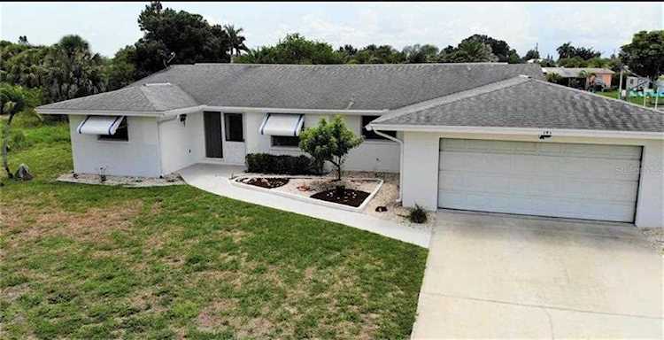 141 Carlisle Ave NW Port Charlotte, FL 33952