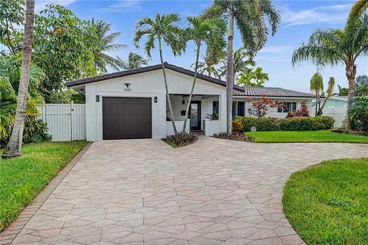 1080 SE 9th Ave Pompano Beach, FL 33060