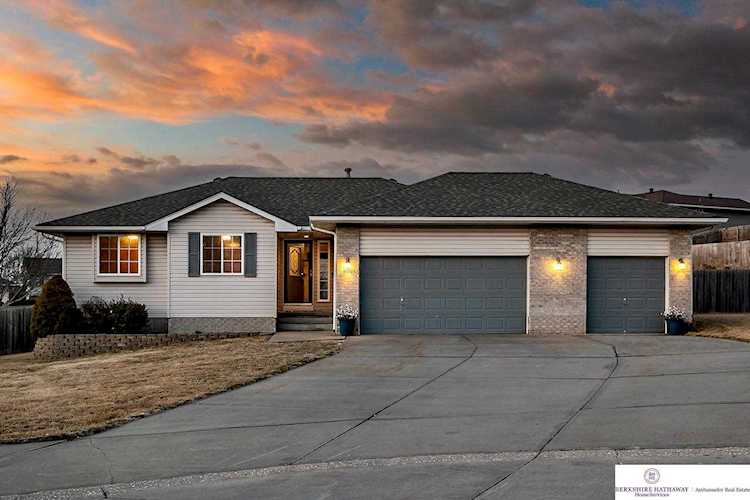 15005 Marseille Ave Bellevue, NE 68123 | MLS 22226289 Photo 1