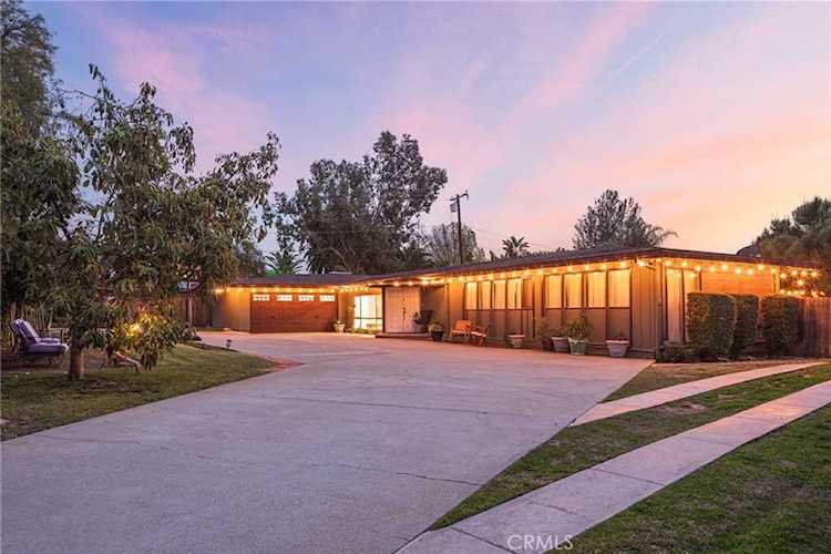 1024 SE Skyline Dr North Tustin, CA 92705