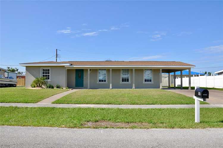 660 Fern Dr Port Charlotte, FL 33952