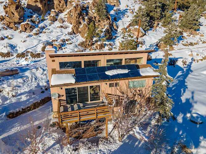 277 Pinon Hil Rd Crowley Lake, CA 93546