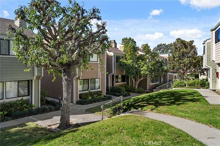 3 Northwind Ct #45 Newport Beach, CA 92663 | MLS NP22245570 Photo 1