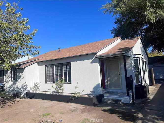 2821 Cedar St San Bernardino, CA 92404