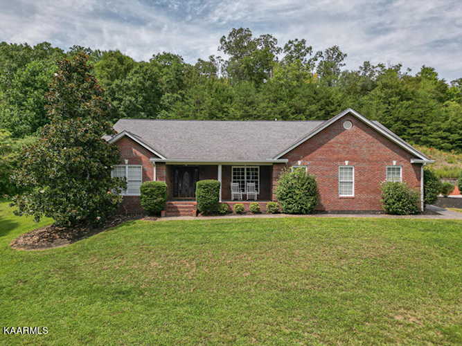 329 W Bullrun Valley Dr Heiskell, TN 37754