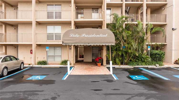 845 Benjamin Franklin Dr #206 Sarasota, FL 34236