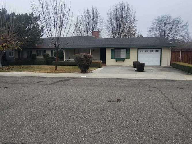 721 N. 3rd Street Patterson, CA 95363