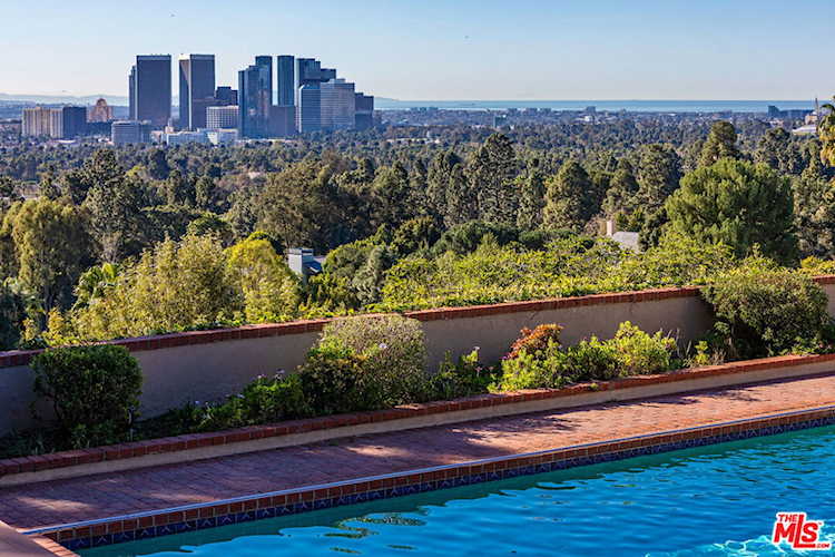 1005 N Alpine Dr Beverly Hills, CA 90210
