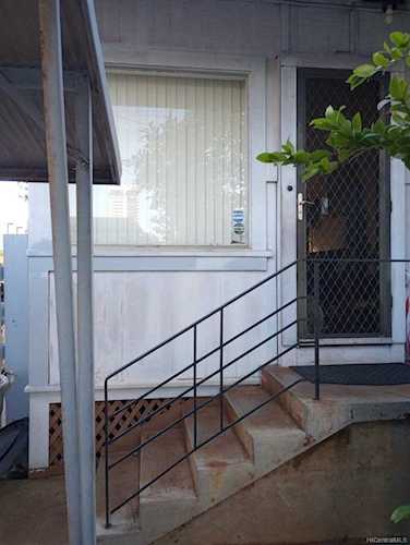 842 Mccully Street Honolulu, HI 96826