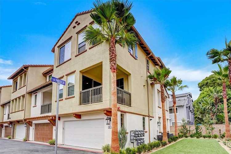 7287 Whitewave Dr. Huntington Beach, CA 92648