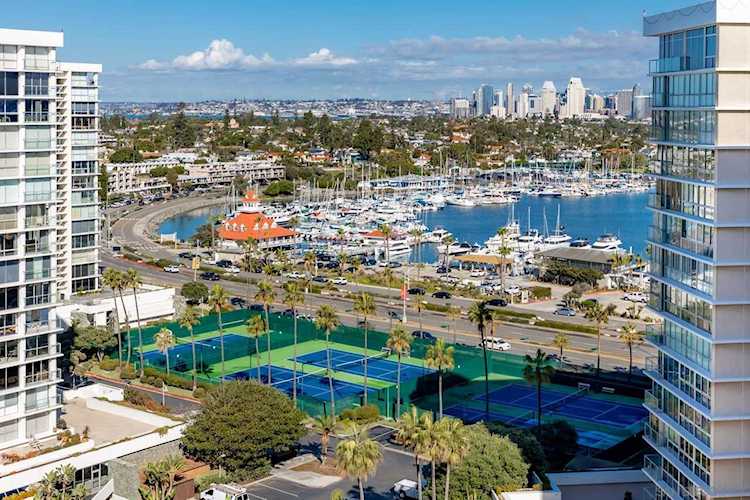 1760 Avenida Del Mundo #1401 Coronado, CA 92118