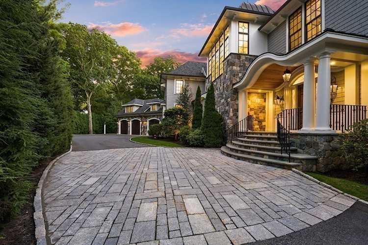 186 Meadowbrook Rd Weston, MA 02493