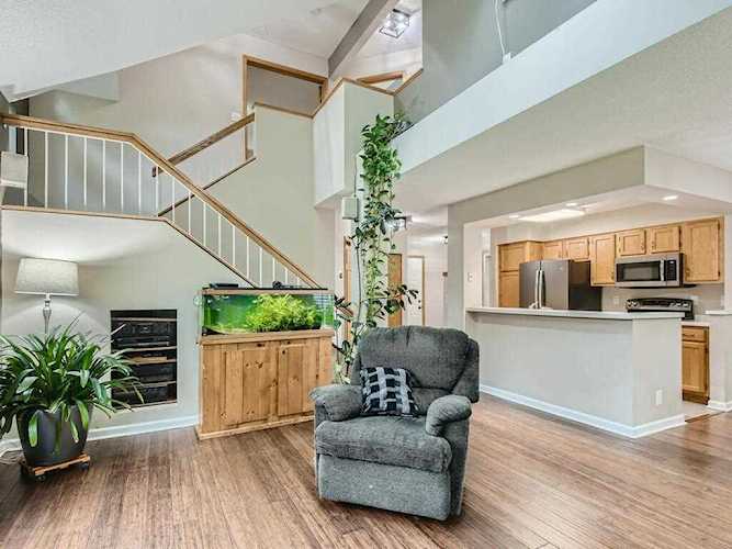 1835 Terraceview Lane N #B Plymouth, MN 55447