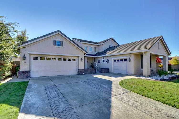 2600 Renwick Avenue, Elk Grove, CA, 95758, $700,000, Elk Grove homes for sale. Photo 1