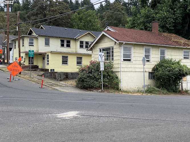 303 S High ST Oregon City, OR 97045