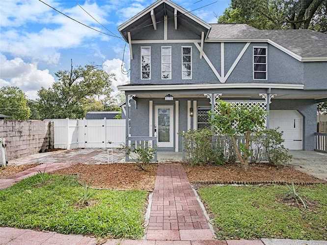 2725 Williams Rd Brandon, FL 33510