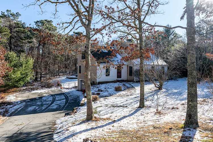 35 Spruce Grove Road Harwich, MA 02645