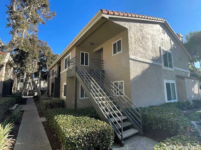 7535 Charmant Dr #UNIT 201 San Diego, CA 92122