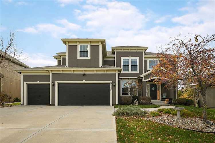 22605 W 56th St Shawnee, KS 66226 | MLS 2410480 Photo 1