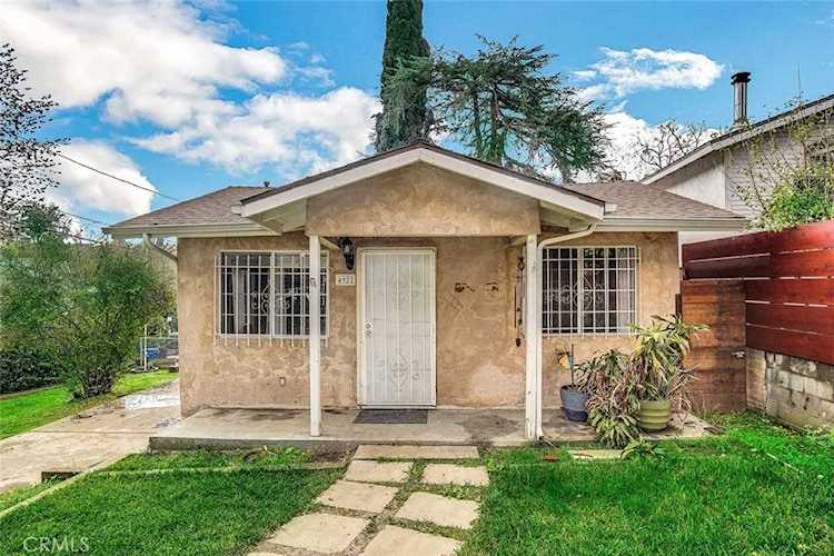 4922 Mendota Ave Highland Park, CA 90042