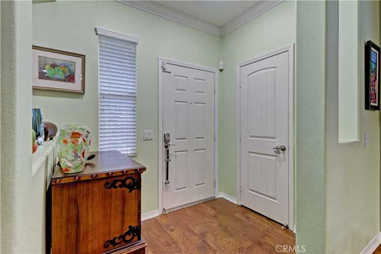 237 W Linden Dr Orange CA 92865 - Rise Realty Photo 1