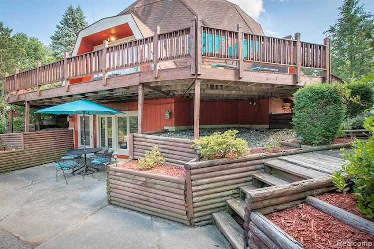 71645 Fisher Bruce, MI 48065