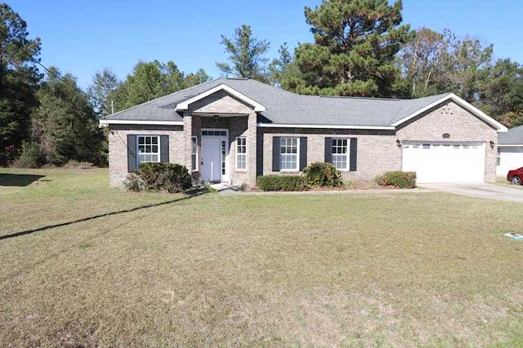 206 Sand Pine Circle Midway, FL 32343