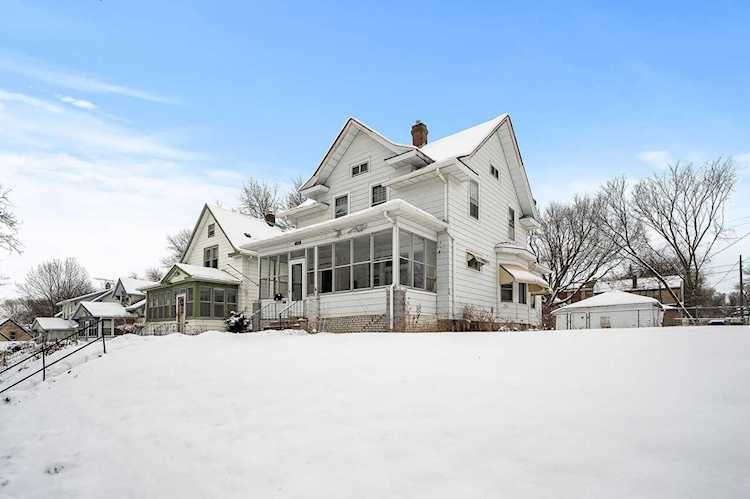 244 Baker Street W Saint Paul, MN 55107