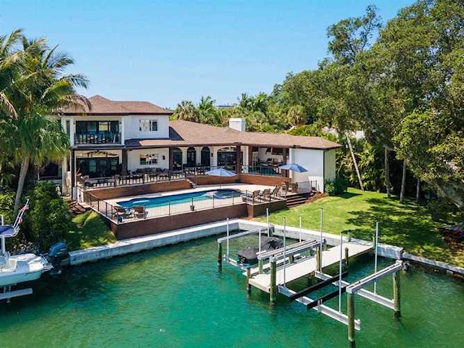 211 Tremont Ln Sarasota, FL 34236