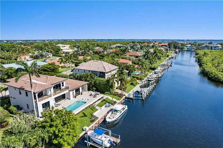 6680 Daniel Ct Fort Myers, FL 33908