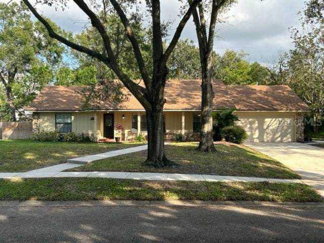 5555 Pitch Pine Dr Orlando, FL 32819