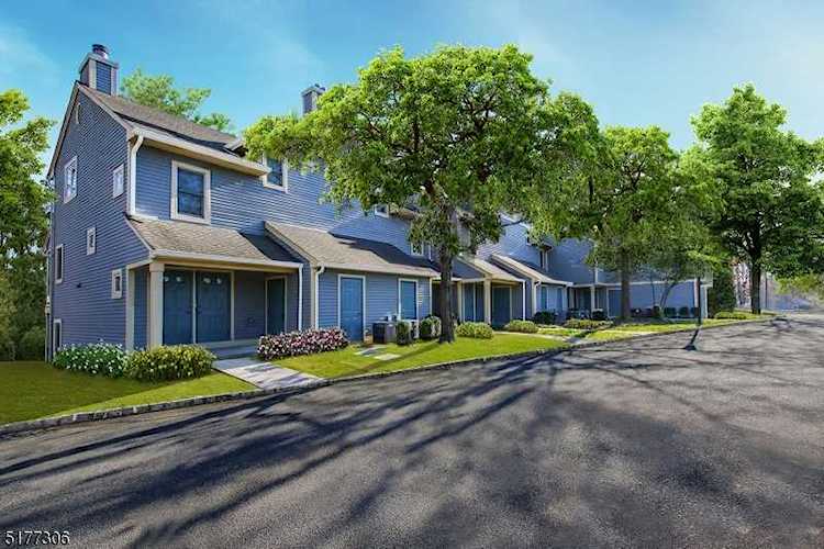 34F Loantaka Way Madison Boro, NJ 07940 | The Maggee Miggins Group Photo 1