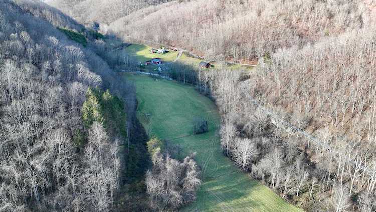 2702 Ramp Rd Sandstone, WV 25985
